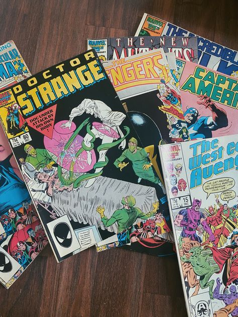 80s Nerd, 90s Nerd, Marvel 90s, Comic Book Marvel, Dc Aesthetic, Nerd Aesthetic, Old Comic Books, Comic Book Collection, 80s Vibes