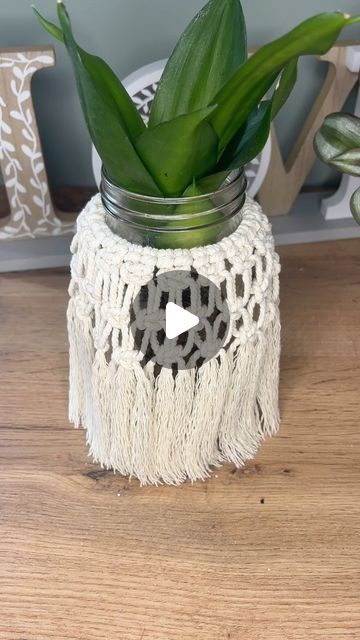 Caroline Fleming, Macrame Vase, Coffee Jar, Coffee Jars, Ways To Recycle, Macrame Tutorial, Cotton Cord, Paracord, Macrame