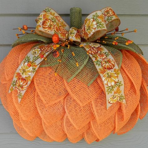 3d Pumpkin Wreath, Fall Door Wreaths, Mesh Pumpkin, 3d Pumpkin, Wreaths Fall, Feb 26, Mesh Wreath Diy, Pumpkin Door Hanger, Adornos Halloween