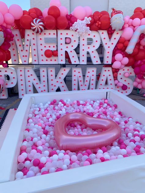 Pink And Red Christmas Party, Pink Christmas Party, Merry Friendsmas, Hot Pink Christmas, White Christmas Party, Christmas Pajama Party, Godly Women, Girly Party, Red White Christmas