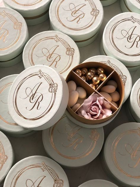 [Sponsored] 26 Impressive Elegant Wedding Favors For Guests Recommendations You Have To Try #elegantweddingfavorsforguests Nikah Gifts For Guest, Classy Wedding Favor Ideas, Presents For Guests Wedding, Wedding Guest Present, Wedding Favor Ideas For Guests, Wedding Doorgift, Wedding Gift Pack, Creative Wedding Gifts, Wedding Gifts Packaging