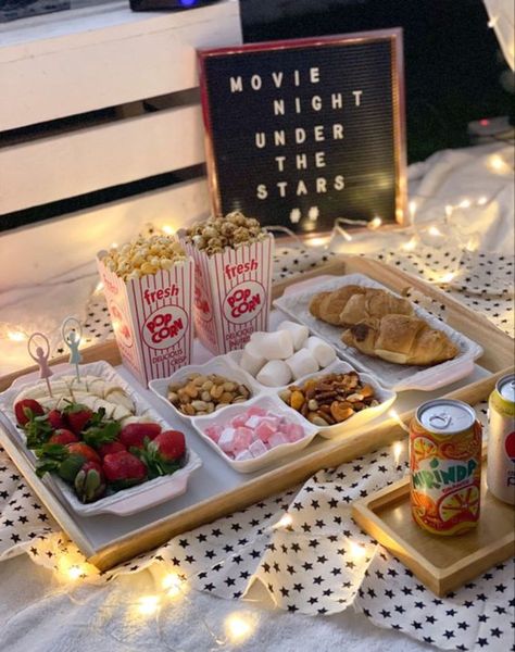 30+ Romantic Date Night Ideas | HubPages Movie Night Snack Board Aesthetic, Movie Date Snack Ideas, At Home Date Movie Night, Late Night Charcuterie Board Ideas, Cute Snacks For Date Night, Cute Date Night Food Ideas, Movie Night Under The Stars Party, Outside Movie Date Night, Movie Night Picnic Date Ideas