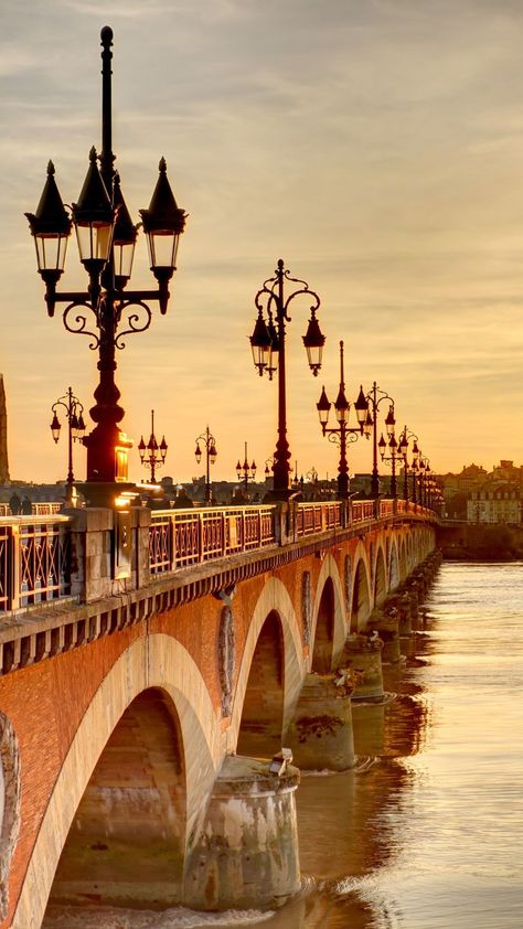 #Bordeaux #France #Ville #BordeauxCityPass #Vacances #Tourisme #Voyage #Séjour #CityTrip Puerto Rico Vacation, Oregon Vacation, France Aesthetic, World Most Beautiful Place, Best Vacation Destinations, Popular Travel Destinations, Adventure Travel Explore, Bordeaux France, Places In Europe