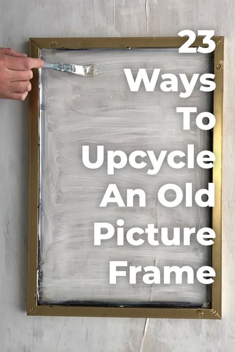 Uses For Old Picture Frames Diy Projects, Crafts Using Washcloths, Recycled Picture Frames, How To Use Old Picture Frames Ideas, Using Old Picture Frames Diy Projects, Old Frame Ideas, Upcycle Old Picture Frames, Things To Do With Old Picture Frames, Upcycled Diy Projects