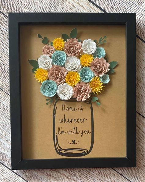 Shadow Box Gifts, نباتات منزلية, Idee Cricut, Desain Quilling, Paper Flower Art, Flower Shadow Box, Paper Craft Diy Projects, Paper Quilling Designs, Handmade Flowers Paper