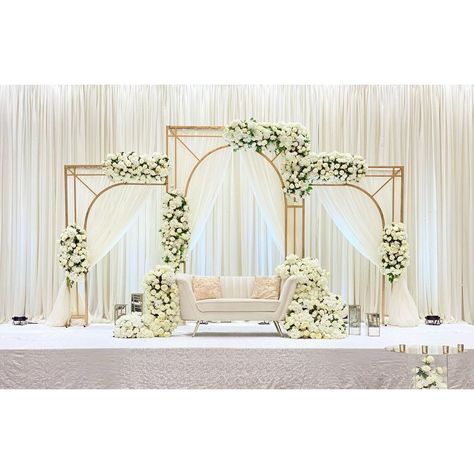 Jind Kaur Decors on Instagram: “Rickey ♥️ Jasjeet’s Reception” Nikkah Reception Decor, Stage Decorations Wedding Receptions, Nikkah Stage Decoration, Wedding Stage Decorations Elegant, Nikkah Stage, Jind Kaur, Wedding Stage Ideas, Nikkah Inspiration, Walima Decor