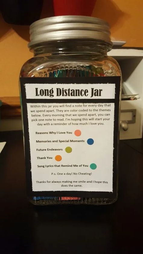 Things To Give Your Boyfriend Long Distance, Things To Get Your Long Distance Boyfriend, Memory Gift For Boyfriend, Long Distance Best Friend Gift Ideas Diy, Bday Gift For Long Distance Boyfriend, Best Friend Long Distance Gifts, What To Buy My Boyfriend For Christmas, Couples Memories Ideas, Long Distance Jar Boyfriends