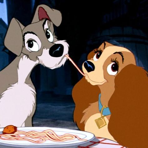 Old Disney, Couple Disney, Disney Romance, Disney Names, Couples Characters, Disney Wiki, Karakter Disney, Wallpaper Disney, Film Disney