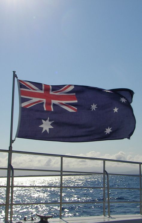 Australian flag Great Barrier Reef. Port Douglas Australia. photo by http://worldtravelfamily.com #Australia #water #Queensland #flags #travel Aussie Flag, Australian Flag, Kia Ora, Australian Flags, Australia Flag, Moving To Australia, Port Douglas, Palau, Australia Living