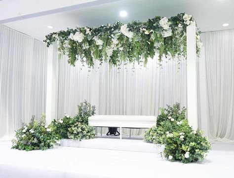 Wedding Dais, Pelamin Nikah, Nikah Decor, Reception Stage Decor, Wedding Stage Backdrop, Wedding Archway, Wedding Background Decoration, Wedding Reception Design, Wedding Reception Backdrop