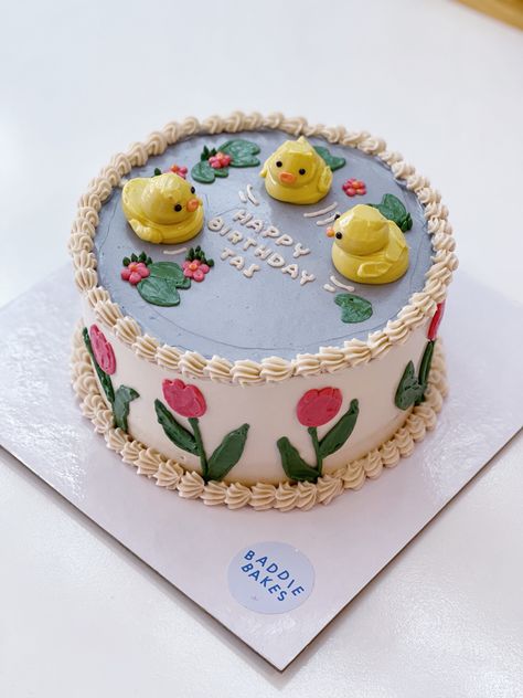 Three 3d frosting ducks in pond cake Duck Birthday Party Decorations, Cute Rectangle Cake Ideas, Duck Bento Cake, Cute Cake Designs Birthday, Cute Easy Cake Designs, Duck Pond Cake, Children’s Birthday Cake, Duck Cakes Birthday, Yellow Duck Cake