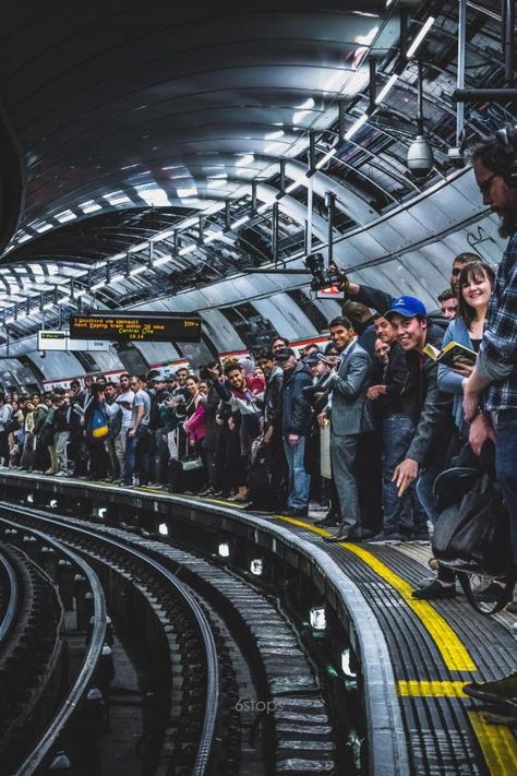 Luke Collins, Underground Tube, London Underground Stations, London Tube, London Instagram, U Bahn, Photography Competitions, London Transport, London Photography