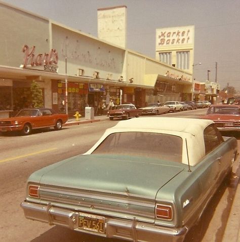 Culver Center 1960 Aesthetic, 1960s Aesthetic, 50s Aesthetic, 60s Aesthetic, Americana Aesthetic, Insta Photos, 70s Aesthetic, Fotografi Vintage, 80s Vibes