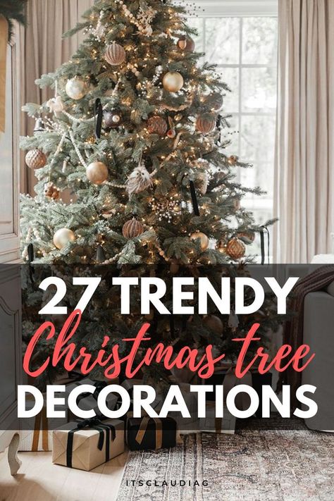 Natal, Korean Bedroom, Christmas Tree Inspo, Boho Christmas Tree, Decor Ideas Christmas, Minimalist Christmas Tree, Pencil Christmas Tree, Natural Christmas Decor, Christmas Tree Decorating Themes