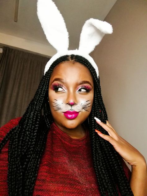 Black girl glamorous bunny Rabbit Makeup Easy, Simple Bunny Makeup, Easy Bunny Makeup, Bunny Nose Makeup, Bunny Face Makeup, Bunny Makeup Halloween, Cute Bunny Makeup, Bunny Makeup Look, White Rabbit Makeup