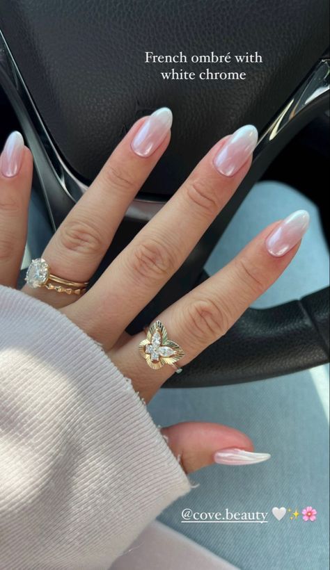 Perfect Grades, Ombre Chrome Nails, White Chrome Nails, Crome Nails, Engagement Nails, Bridal Prep, White Chrome, Her Nails, Casual Nails