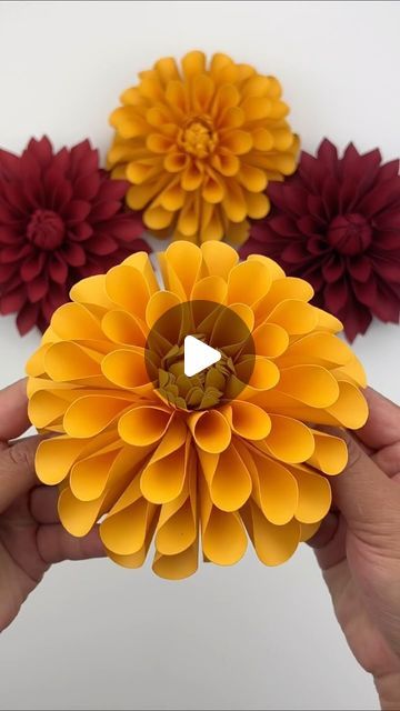 Rose Flower Craft How To Make, Diy Flowers From Paper, Paper Dahlia Template Free Printable, Paper Quilling Flowers Tutorial, How To Make Paper Flowers Videos, Flowers Making With Paper, Different Color Sunflowers, How To Make Flowers From Paper, Flowers Making Crafts Paper