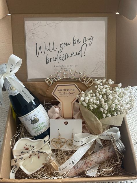 Bridesmaid Proposal Bridesmaid Gift Box Wedding Will You Be My Bridesmaid Proposal Wedding Bridesmaids Gift Wedding Planning - Etsy Canada Wedding Gifts To Bridesmaids, Bridemaid Proposal Gifts, Cheap Will You Be My Bridesmaid Ideas, Ask For Bridesmaids Ideas, Bridal Shower Proposal Ideas, Wedding Invitation Bridesmaid, Bridesmaid Proposal Wildflower, Bridesmaid Proposal Box Ideas Rustic, Bridesmade Boxes Be My Bridesmaid