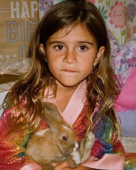 penelope disick (@penolepodisick) • Instagram photos and videos Birthday Wishes Love, Penelope Disick, Ex Bf, Kardashian Kids, Kardashian Family, Amazing Friends, Family Doctors, Fame Dr, Reality Tv Shows