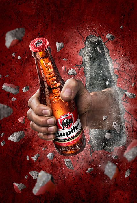 Jupiler One Way on Behance Beer Ads Creative Advertising, Pepsi Campaign, Poster Beer, Beer Advertisement, Beer Ads, Beverage Photography, Juice Packaging, Beer Ad, Product Shot