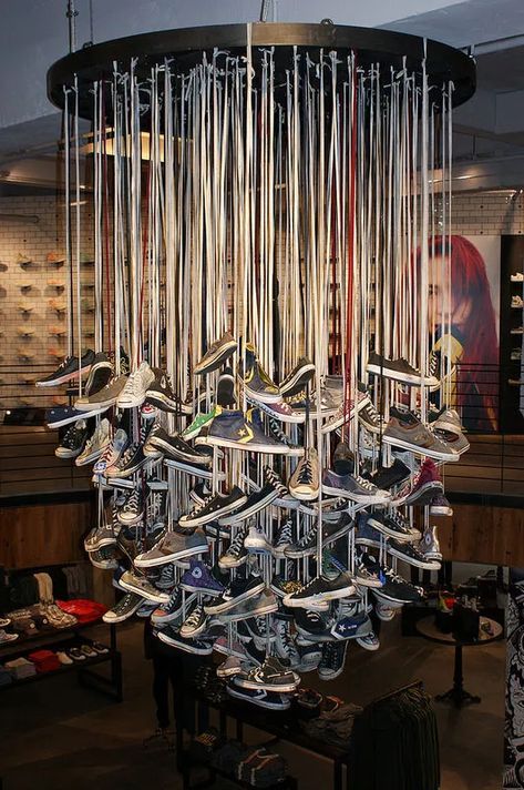 Store Decoration Ideas, Shoes Store Design, Best Chandelier, Converse Store, Vitrine Design, Sneaker Displays, Shoe Store Design, Shoe Stores, Clothing Store Interior