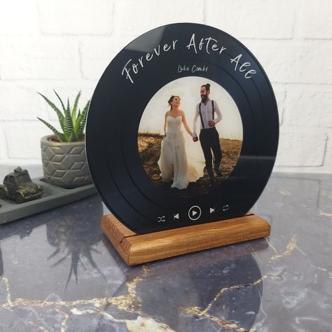 Wedding Song Gift, Custom Vinyl Record, Song Gift, Song Plaque, Music Plaque, Music Themed Wedding, Step Dad Gifts, Wedding Song, Future Wedding Plans