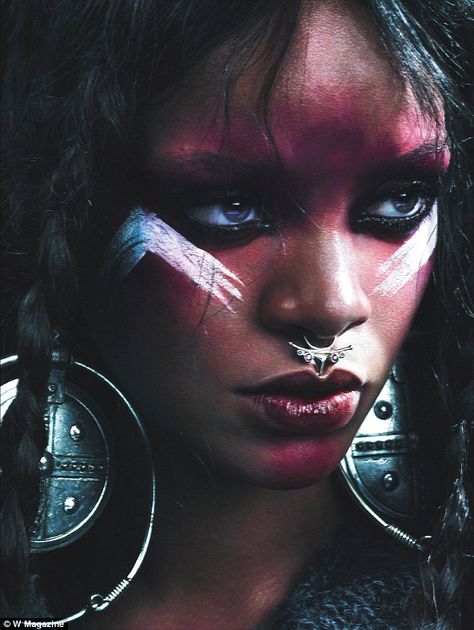 Rihanna Cover, Alas Marcus Piggott, Mert And Marcus, Smink Inspiration, W Magazine, Bad Gal, Maquillage Halloween, Foto Inspiration, Creative Makeup