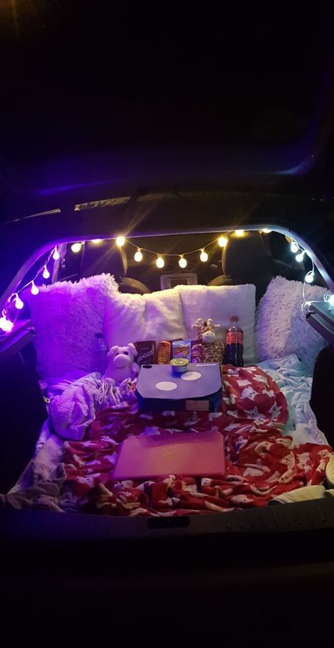 Teen Sleepover Ideas, Car Dates, Teen Sleepover, Dream Dates, Romantic Date Night Ideas, Lovers Lane, Cute Date Ideas, Fun Sleepover Ideas, Dream Date