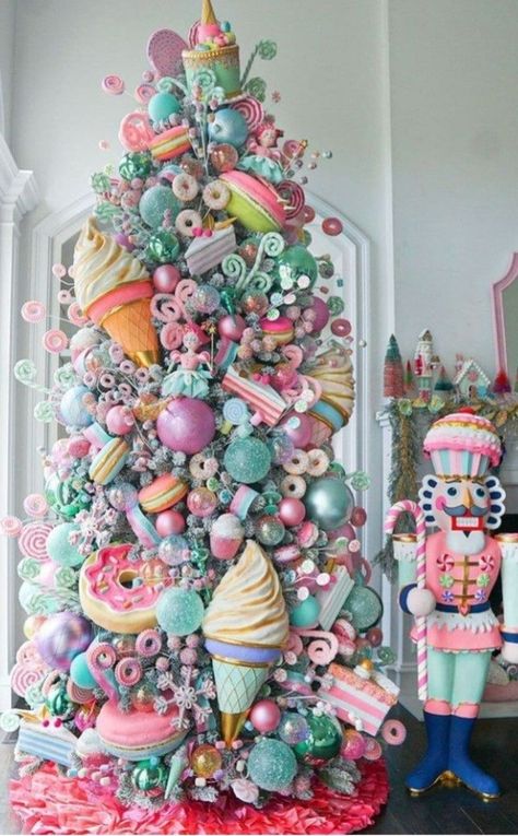 Candy Pastel, Candy Christmas Tree, Ribbon Ideas, Tree Ribbon, Tafel Decor, Creative Christmas Trees, Pink Christmas Decorations, Christmas Tree Inspiration, Christmas Tree Ideas