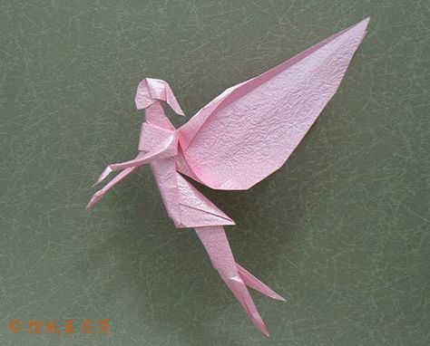 origami fairy Origami Fairy, Dragon Origami, Woodland Fairies, Vika Papper, Origami Yoda, Origami Mouse, Origami Star Box, Origami Diagrams, Origami Diy