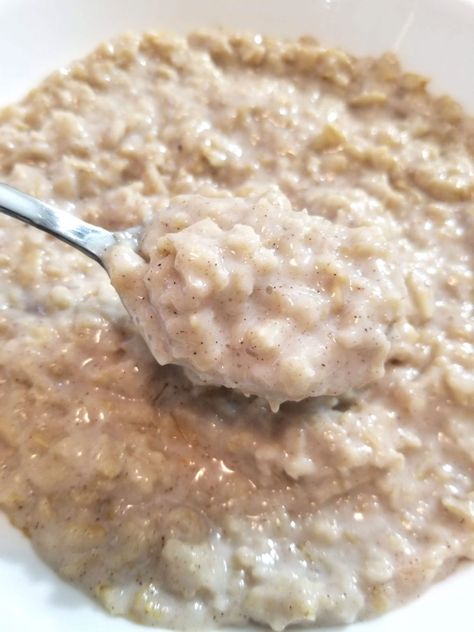 Oats Porridge Recipe - Best & Perfect Oatmeal Porridge On Stove Top Stove Top Oatmeal, Perfect Oatmeal, Oats Porridge, Oatmeal Porridge, Homemade Spice Mix, Instant Oatmeal, Restaurant Dishes, Homemade Spices, Oatmeal Breakfast