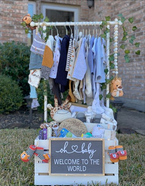 Baby shower gift boy baby Boys Baby Shower Gift Ideas, Baskets For Baby Shower Gift, Baby Shower Baskets Boy, New Baby Hamper, Baby Shower Boxes Decorations, Creative Baby Shower Gifts For Boys, Baby Shower Gifts For Girls Basket, Gift Basket For Baby Girl, Baby Crate Gift Ideas Boy