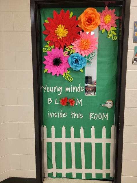 Flower Garden Classroom Door, Garden Theme School Hallway, Garden Theme Class Decoration, Floral Classroom Door Ideas, Bulletin Board Garden Theme, Flower Classroom Door Ideas, Garden Theme Door Decoration, Enchanted Garden Classroom Theme, Garden Door Decorations Classroom