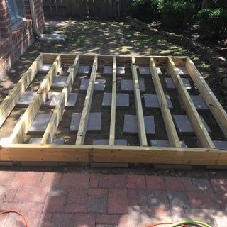 Floating Deck Diy, Ground Level Deck, Building A Floating Deck, Deck Pergola, Deck Diy, Diy Landscape, Concrete Patios, Floating Deck, Pergola Design