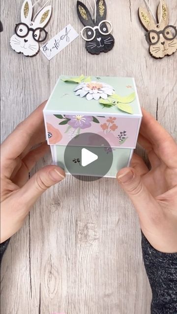 Diy Exploding Box, Exploding Gift Box, Bow Making Tutorials, Scrapbook Box, Box Maker, Exploding Box Card, Book Crafts Diy, Handmade Thank You Cards, Wood Art Projects