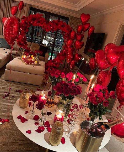 Valentine Room Decoration. Romantic Room Surprise For Him, Room Full Of Roses, Valentine Room, Spoiled Princess, Romantic Room Surprise, Romantic Room Decoration, Surprise Ideas, Valentines Surprise, Romantic Surprise