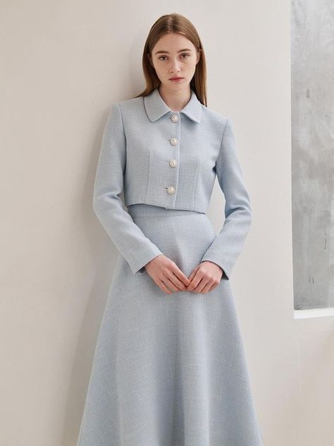 Classic Elegant Outfits For Women, Blue Elegant Outfit, One Set Outfit, Tweed Jacket Outfit, Tweed Two Piece, Tweed Fashion, Embellished Buttons, Classic Outfits For Women, Blazer Outfits Casual