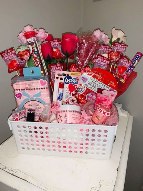 Valentine’s Day Gift Baskets For Boyfriend, Valentine Baskets For Best Friend, Cheap And Easy Valentines Gifts For Him, Pink Valentine’s Day Basket, Valentines Basket For Coworkers, Valentines Box For Best Friend, Pink Valentines Gift Basket, Valentines Self Care Basket, Bae Baskets For Friends