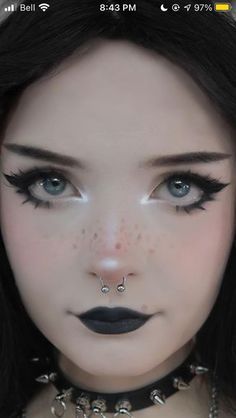 Simple Punk Eyeliner, Vampire Makeup Everyday, Nose Piercing And Makeup, Cute Alt Eyeliner, Clown Makeup Drawing Reference, Goth Cowgirl Makeup, Witchy Makeup Hooded Eyes, Goth Anime Makeup, Goth Makeup Beginner