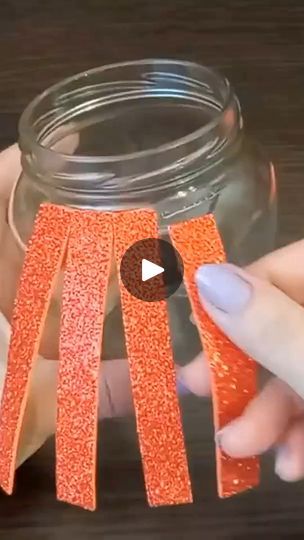 Use Of Glass Bottles, What To Do With Mason Jars, Glass Bottle Crafts Ideas, Plastic Jar Crafts, Mason Jar Crafts Diy Christmas, Wine Bottles Diy, Wine Glass Crafts Diy, Diy Easy Crafts, Easy Crafts Diy