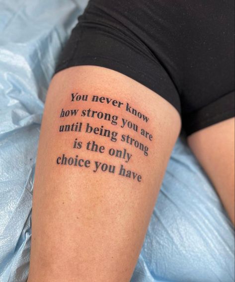 Small Female Neck Tattoos, Thigh Tatoos Woman, Hand Tattoo Butterfly, Small Tattoo Hand, Atlanta Tattoo, Tattoo 2024, Phrase Tattoos, Petit Tattoo, Meaningful Tattoo Quotes