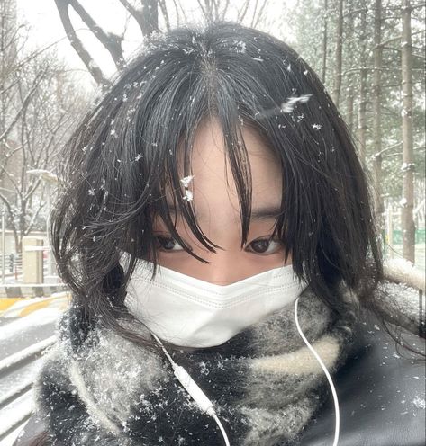 Inspo Makeup, Feed Insta, Album Ideas, 짧은 머리, Uzzlang Girl, Winter Aesthetic, Fashion Board, Selfie Poses, Photos Ideas