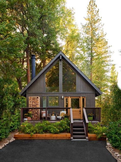 Mountain Tiny House, A Frame Exterior Colors, Camp House Ideas, Black Cabin Exterior, Cabins And Cottages In The Woods, Black A Frame Cabin, Small Cute House Exterior, A Frame Barndominium, Cabin Colors Exterior