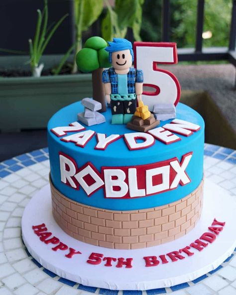 27 Best Roblox Cake Ideas for Boys  Girls (These Are Pretty Cool) Roblox Cake Ideas, Playstation Cake, Birthday Cake Kids Boys, Roblox Birthday Cake, Robot Birthday Party, Roblox Cake, Roblox Birthday, Cool Cake Designs, A Birthday Cake