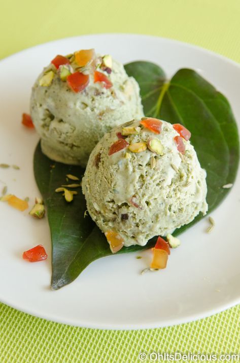 Essen, Nature, Paan Kulfi Recipe, Indian Paan Dessert, Paan Ice Cream Recipe, Desserts Indian, Indian Ice Cream, Natural Ice Cream, Kulfi Recipe