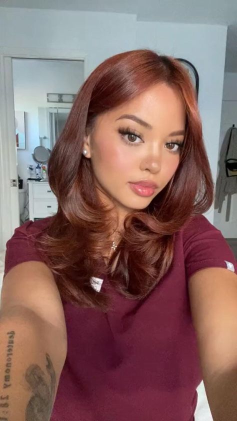 Wine Red Hair, Copper Brown Hair, Wine Hair, Red Hair Inspo, Brown Hair Inspo, Ginger Hair Color, Copper Hair Color, Red Brown Hair, Hair Color Auburn