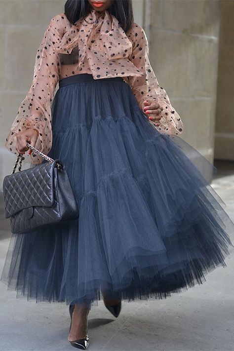 Click here to buy the Blouse👇  Click here to buy the Sequin Blouse👇   Full Grand and glamorous tiered tulle made from high quality matte tulle line skirt that will turn heads everywhere you go!  Full A line / Princess cut Ankle length Voluminous tiered body Soft, slightly fitted midi length underskirt Fits true to size Every skirt is made from firm and structure supporting, high quality tulle + soft to touch cotton jersey underskirt       Size US Size Bust Waist H Tulle Skirts Outfit, Fancy Skirts, Tiered Tulle Skirt, Tulle Maxi Skirt, Plus Size Elegant, Sequin Blouse, Two Piece Jumpsuit, Trendy Fashion Outfits, Line Skirt