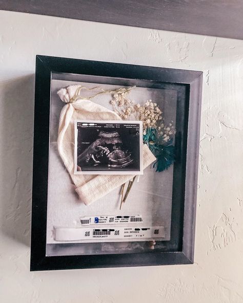 Newborn Box Frame, Ultrasound Picture Frame Ideas, Ultrasound Pictures In Nursery, Ultrasound Shadow Box Ideas, Infant Shadow Box Ideas, Shadow Box Gender Reveal Ideas, Hospital Shadow Box Newborns, Storing Ultrasound Pictures, Shadow Box For Baby Boy