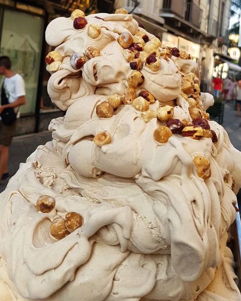 10 Most Delicious Italian Gelato Flavors - Chef's Pencil Brown Butter Gelato, Thermomix, Gelato Flavors Ideas, Authentic Gelato Recipe, Best Gelato Recipe, No Churn Gelato Recipe, Sicilian Gelato Recipe, Italian Gelato Recipe Homemade, Gourmet Ice Cream Flavors