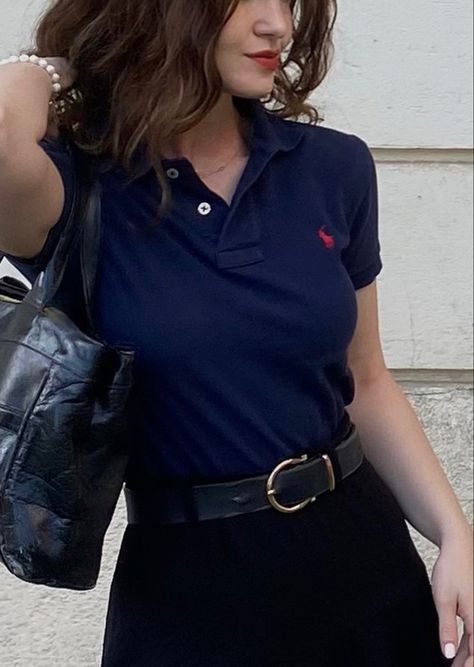 Navy Blue Polo Shirt Outfit Woman, Work Polo Shirt Outfit Women, Polo Outfits For Women, Nails Matching, Polo Shirt Outfit Women's, Navy Blue Polo Shirt, Black Tennis Skirt, Polo Shirt Outfits, Mode Hijabi